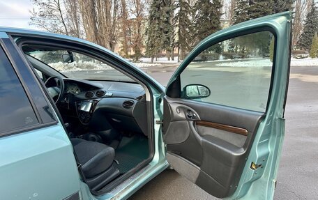 Ford Focus IV, 1999 год, 240 000 рублей, 16 фотография