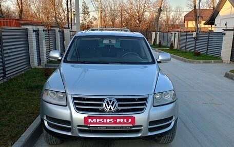 Volkswagen Touareg III, 2004 год, 770 000 рублей, 4 фотография