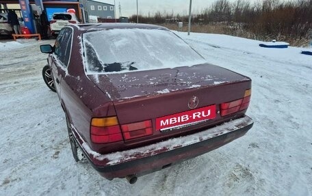 BMW 5 серия, 1991 год, 300 000 рублей, 16 фотография