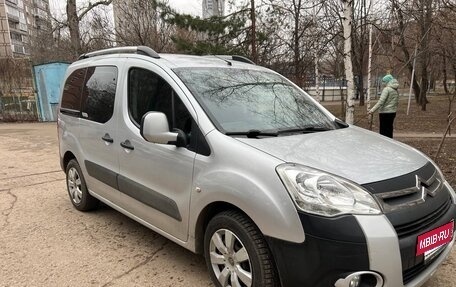 Citroen Berlingo II рестайлинг, 2011 год, 799 000 рублей, 2 фотография