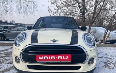 MINI Hatch, 2019 год, 2 399 000 рублей, 2 фотография