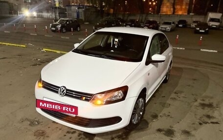 Volkswagen Polo VI (EU Market), 2011 год, 725 000 рублей, 4 фотография