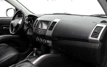 Mitsubishi Outlander III рестайлинг 3, 2011 год, 1 458 000 рублей, 9 фотография