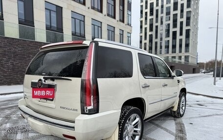 Cadillac Escalade III, 2012 год, 2 590 000 рублей, 7 фотография