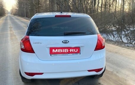 KIA cee'd I рестайлинг, 2011 год, 890 000 рублей, 6 фотография