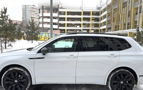 Volkswagen Tiguan II, 2020 год, 3 599 000 рублей, 11 фотография