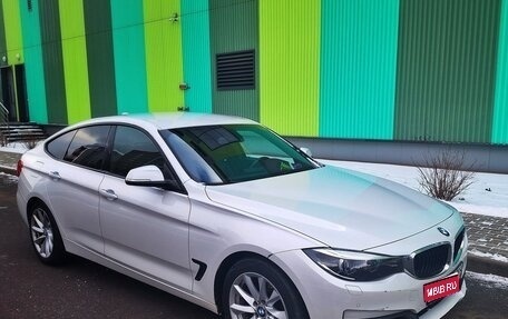 BMW 3 серия, 2018 год, 3 100 000 рублей, 1 фотография