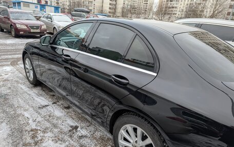 Mercedes-Benz E-Класс, 2018 год, 2 950 000 рублей, 3 фотография