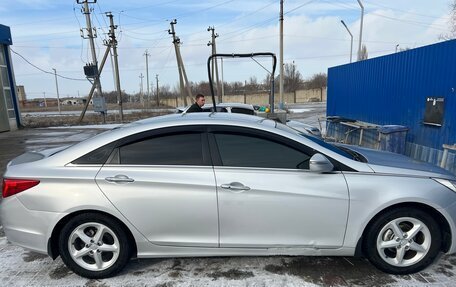 Hyundai Sonata VI, 2010 год, 1 100 000 рублей, 9 фотография