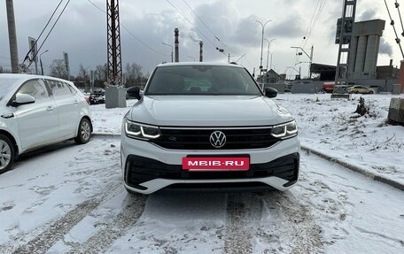 Volkswagen Tiguan II, 2021 год, 4 560 000 рублей, 6 фотография