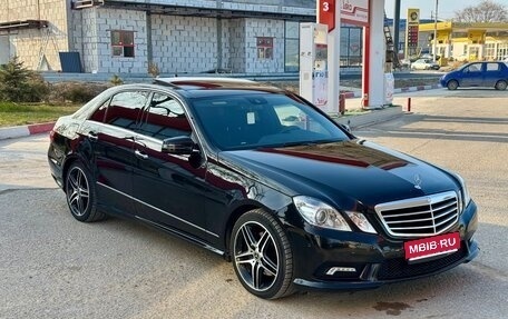 Mercedes-Benz E-Класс, 2010 год, 2 150 000 рублей, 1 фотография