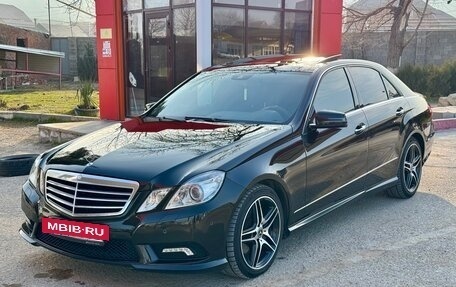 Mercedes-Benz E-Класс, 2010 год, 2 150 000 рублей, 3 фотография