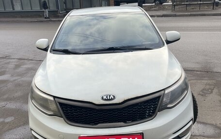 KIA Rio III рестайлинг, 2016 год, 650 000 рублей, 2 фотография