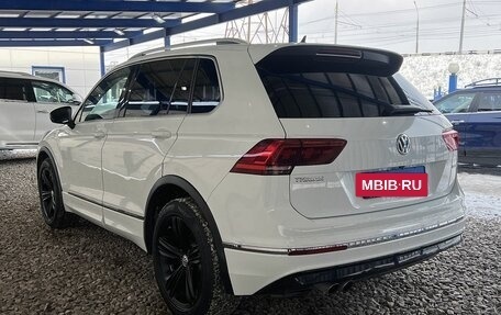 Volkswagen Tiguan II, 2018 год, 2 899 000 рублей, 3 фотография