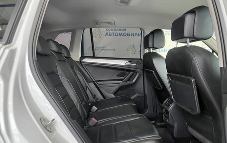 Volkswagen Tiguan II, 2018 год, 2 899 000 рублей, 12 фотография