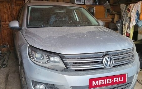 Volkswagen Tiguan I, 2011 год, 1 550 000 рублей, 28 фотография