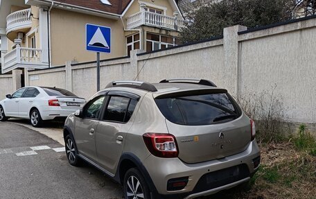 Renault Sandero II рестайлинг, 2015 год, 950 000 рублей, 2 фотография