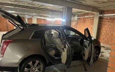 Cadillac SRX II рестайлинг, 2012 год, 1 850 000 рублей, 10 фотография