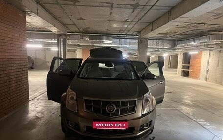 Cadillac SRX II рестайлинг, 2012 год, 1 850 000 рублей, 9 фотография