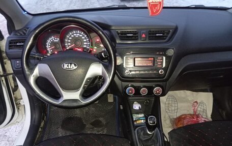 KIA Rio III рестайлинг, 2015 год, 575 000 рублей, 5 фотография