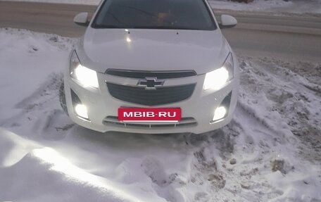 Chevrolet Cruze II, 2013 год, 660 000 рублей, 4 фотография