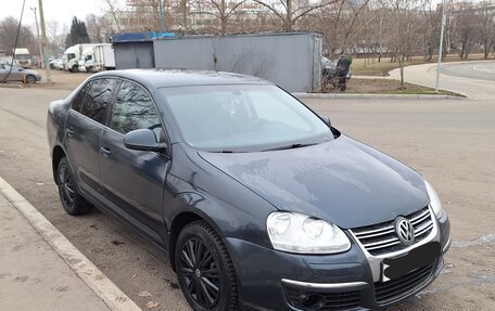 Volkswagen Jetta VI, 2007 год, 600 000 рублей, 2 фотография