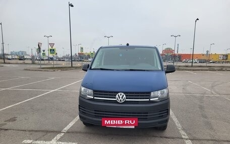 Volkswagen Transporter T6 рестайлинг, 2019 год, 3 600 000 рублей, 4 фотография