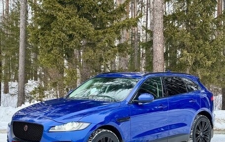 Jaguar F-Pace, 2017 год, 2 500 000 рублей, 18 фотография