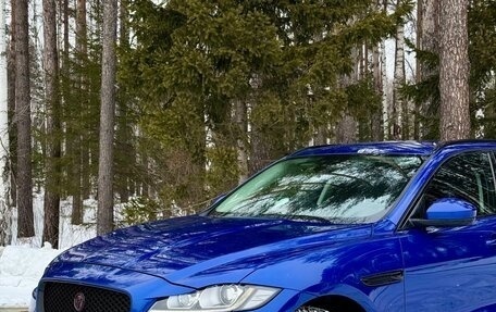 Jaguar F-Pace, 2017 год, 2 500 000 рублей, 21 фотография