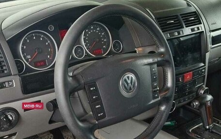 Volkswagen Touareg III, 2004 год, 1 000 000 рублей, 8 фотография