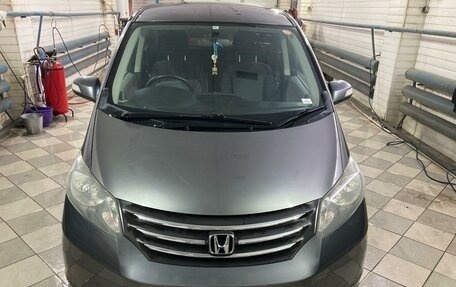 Honda Freed I, 2008 год, 1 090 000 рублей, 6 фотография