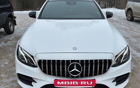 Mercedes-Benz E-Класс, 2016 год, 2 600 000 рублей, 2 фотография