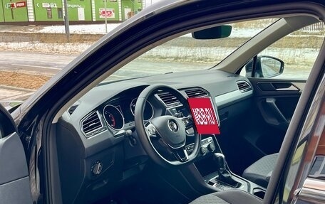 Volkswagen Tiguan II, 2018 год, 2 650 000 рублей, 11 фотография