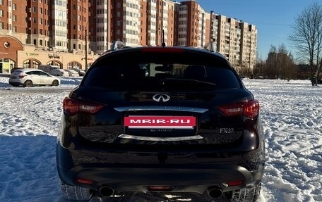 Infiniti FX II, 2012 год, 1 975 000 рублей, 10 фотография