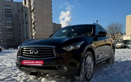 Infiniti FX II, 2012 год, 1 975 000 рублей, 4 фотография