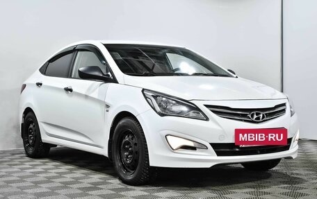 Hyundai Solaris II рестайлинг, 2015 год, 920 000 рублей, 4 фотография