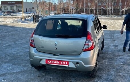 Renault Logan I, 2010 год, 420 000 рублей, 3 фотография