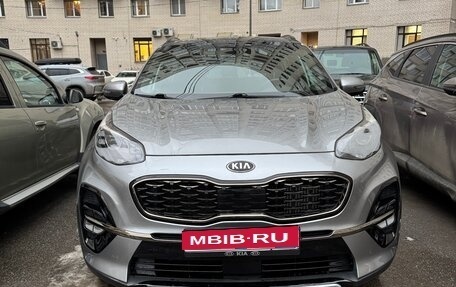 KIA Sportage IV рестайлинг, 2020 год, 2 550 000 рублей, 1 фотография