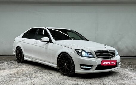 Mercedes-Benz C-Класс, 2012 год, 1 700 000 рублей, 2 фотография