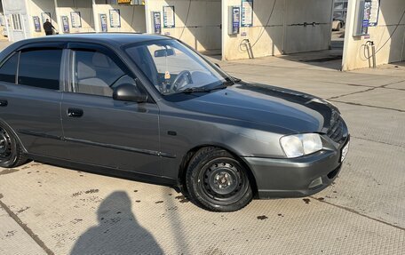 Hyundai Accent II, 2005 год, 410 000 рублей, 2 фотография