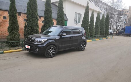 KIA Soul II рестайлинг, 2018 год, 1 900 000 рублей, 9 фотография