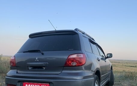 Mitsubishi Outlander III рестайлинг 3, 2008 год, 820 000 рублей, 1 фотография