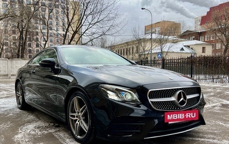 Mercedes-Benz E-Класс, 2019 год, 4 400 000 рублей, 2 фотография