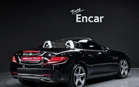 Mercedes-Benz SLC, 2019 год, 3 200 000 рублей, 2 фотография