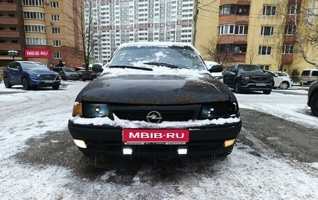 Opel Astra F, 1993 год, 110 000 рублей, 1 фотография