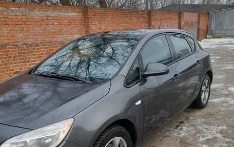 Opel Astra J, 2011 год, 720 000 рублей, 3 фотография