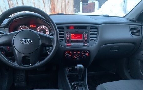 KIA Rio II, 2011 год, 630 000 рублей, 13 фотография