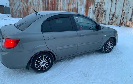 KIA Rio II, 2011 год, 630 000 рублей, 7 фотография