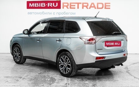 Mitsubishi Outlander III рестайлинг 3, 2012 год, 1 345 000 рублей, 7 фотография