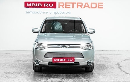 Mitsubishi Outlander III рестайлинг 3, 2012 год, 1 345 000 рублей, 2 фотография